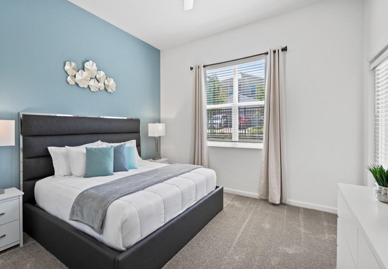 Lovely 18 Minutes Away From Disney! Kissimmee